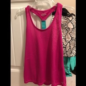 Workout tank top